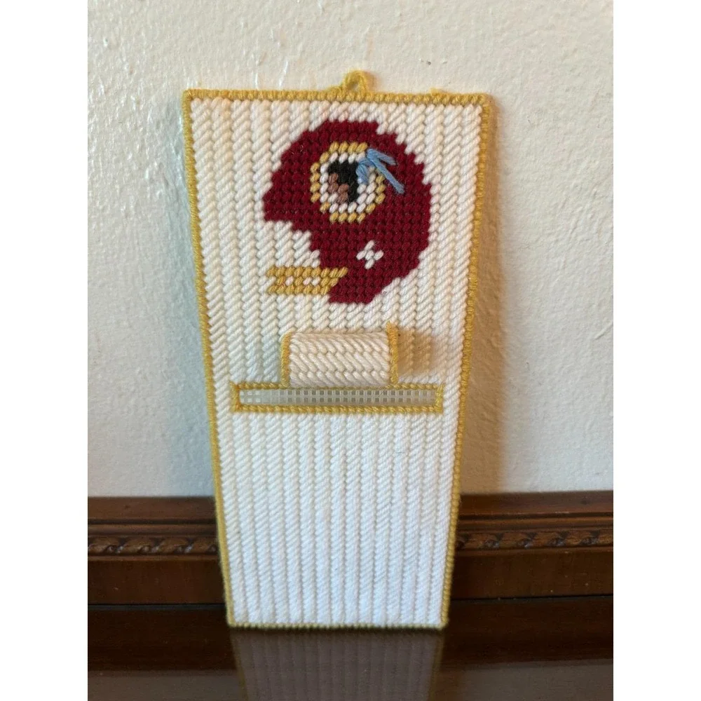 Vintage Washington Redskins Plastic Canvas Notepad and‎ Pen Holder Hanger